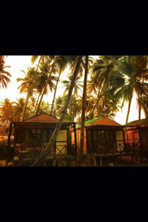 Over The Moon Beach Resorts Palolem Exterior photo