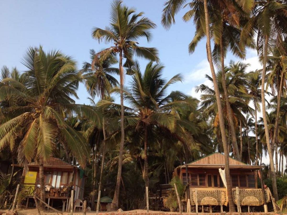 Over The Moon Beach Resorts Palolem Exterior photo